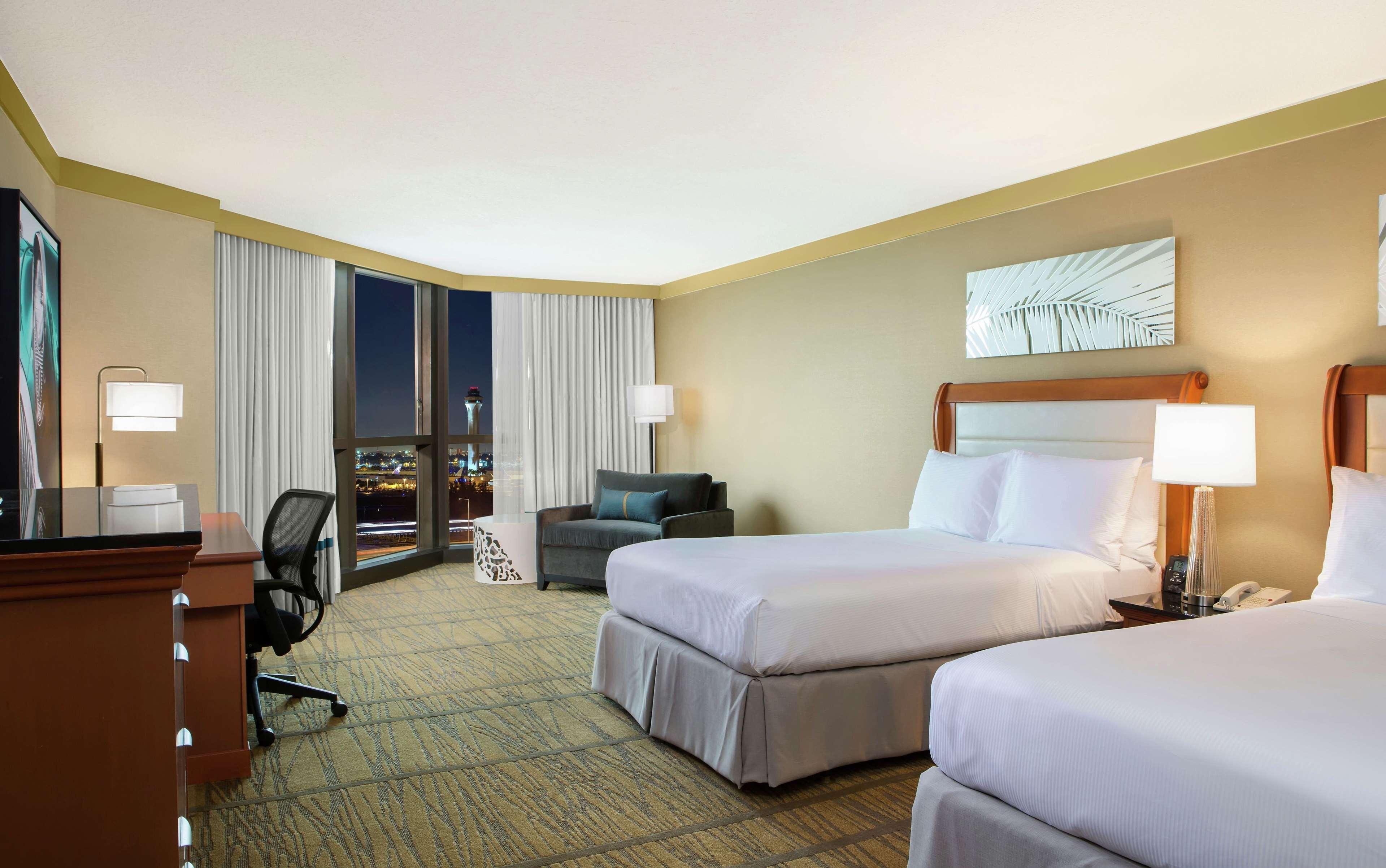 Doubletree By Hilton Hotel Miami Airport & Convention Center Miami Springs Exterior foto